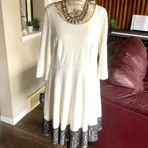 TORRID Off-white Mini Dress with 3/4 Sleeves Size 0